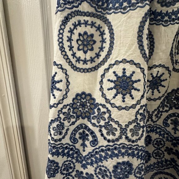 Blue and white embroidered midi dress - Picture 3 of 8